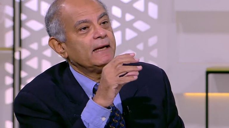 Hussein Hareedy, cuu co van ngoai truong Ai Cap